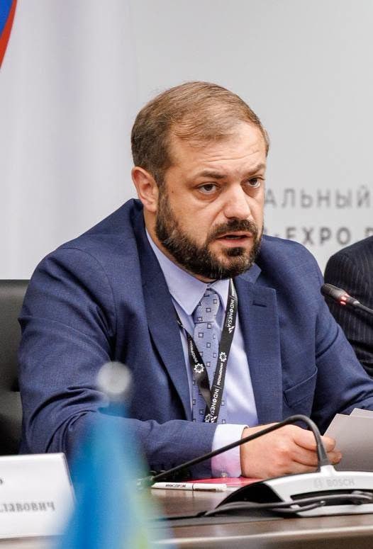 Геворг Папоян обсудил промышленное сотрудничество ЕАЭС в Екатеринбурге