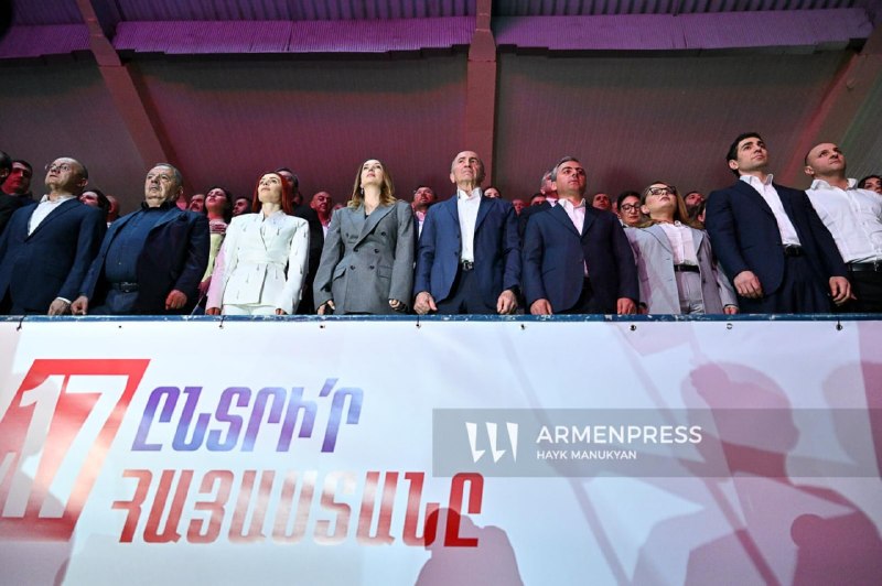 Блок «Армения» решил взять мандаты в парламенте: что это значит для Абовяна и Котайка