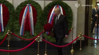 Владимир Путин принял участие в панихиде по экс-министру обороны Сергею Иванову: что известно