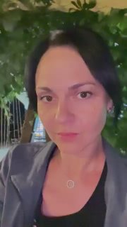 Галина Тиш на фоне армянского пейзажа