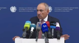 Никол Пашинян выступает с заявлением о Гагике Царукяне, Абовян