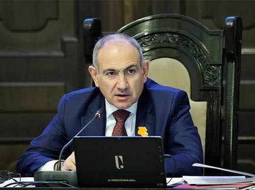 Пашинян призвал оппонентов выйти на улицы, если они считают выборы сфальсифицированными