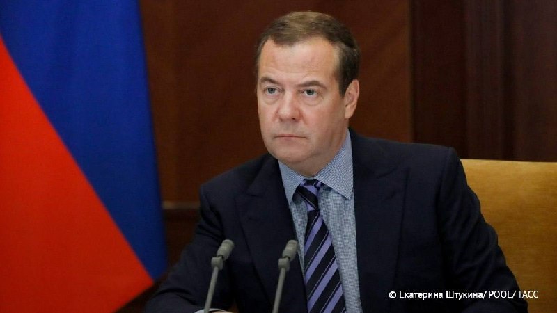 Медведев обвинил Запад во вмешательстве в выборы в Армении: госаппарат поставлен на ручное управление