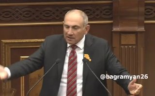 Пашинян призвал оппозицию выйти на площадь в Абовяне и Котайке