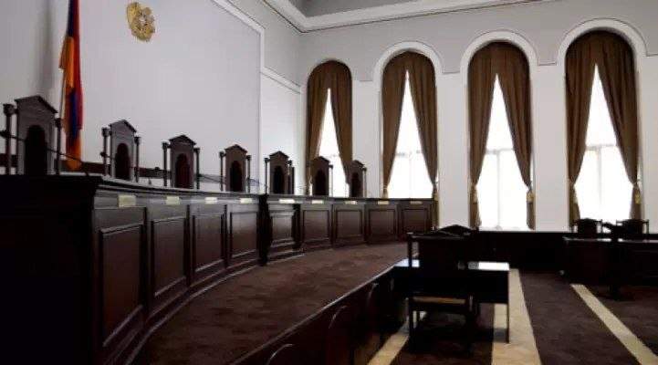 Конституционный суд Армении огласит решение по выборам в Абовяне и Котайке сегодня в 17:55